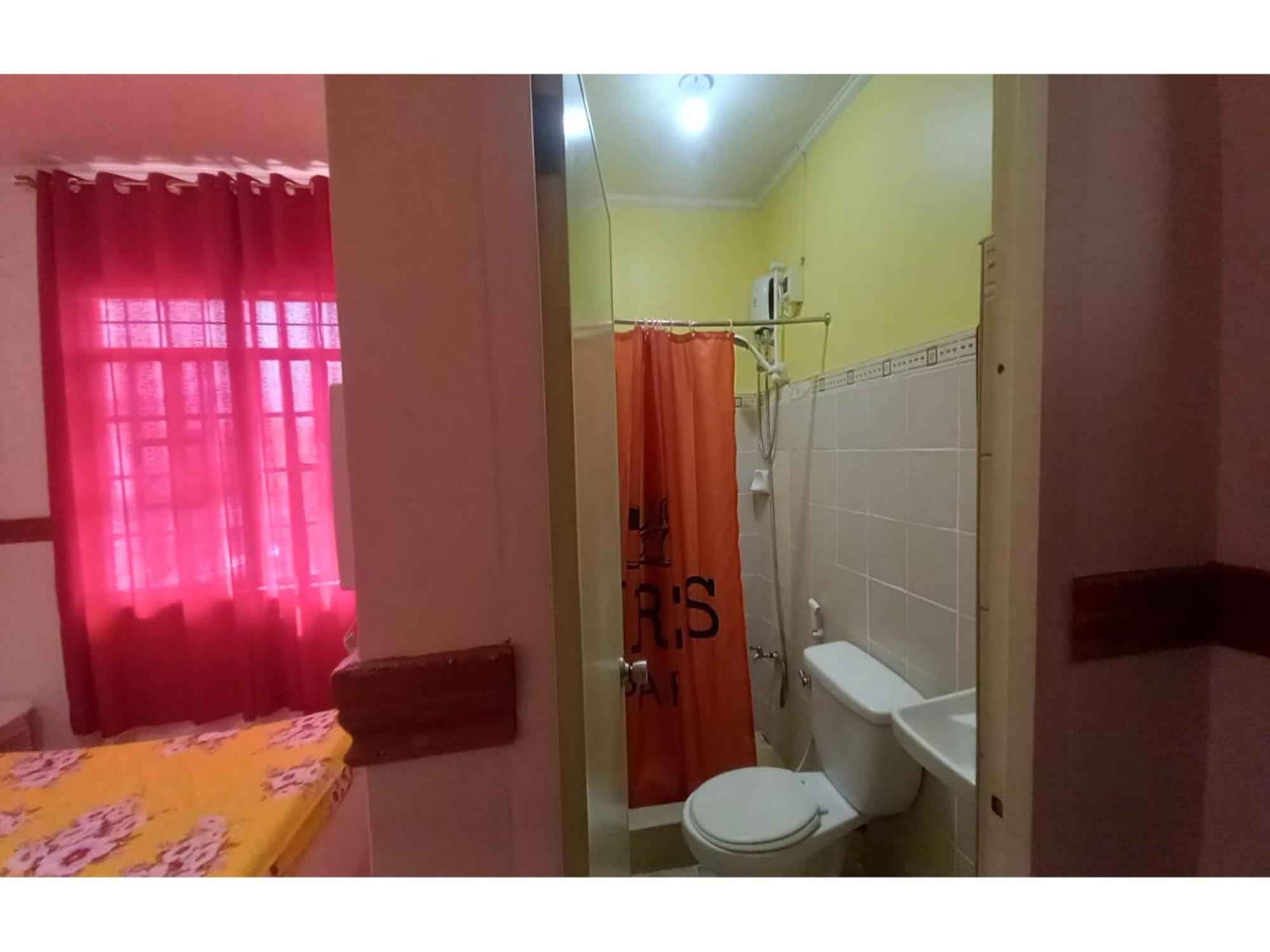 Oyo 1048 Jomckayl Apartelle Naga  Exterior foto